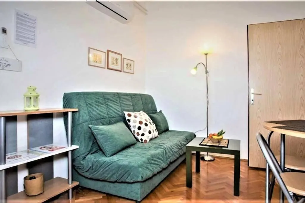 Apartment Green Oasis 1 Umag 0*,